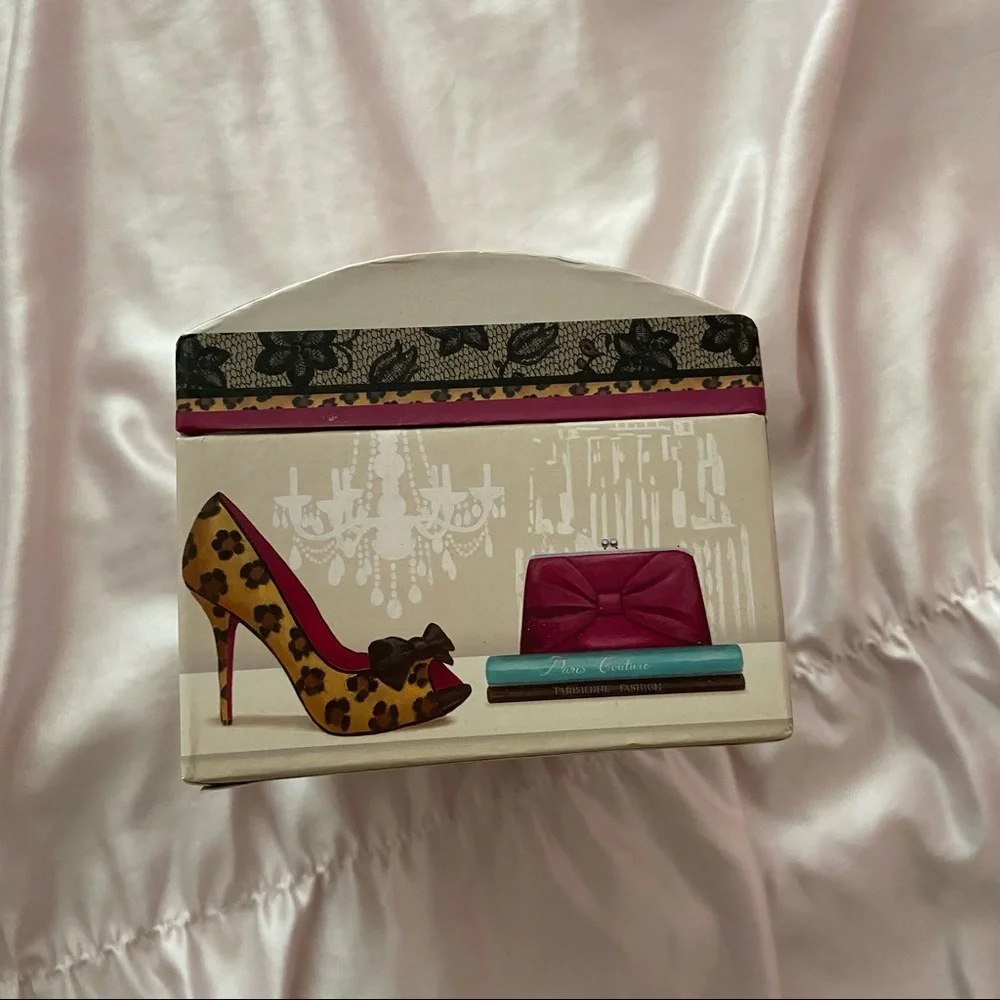 Jewelry box - Picture 5 of 8